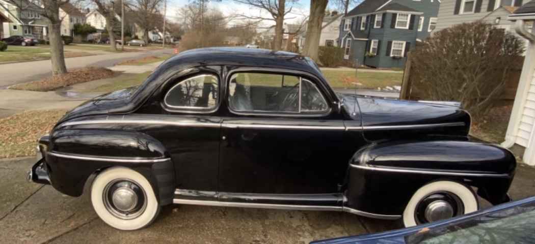 1948 Ford Super Deluxe thumbnail 5