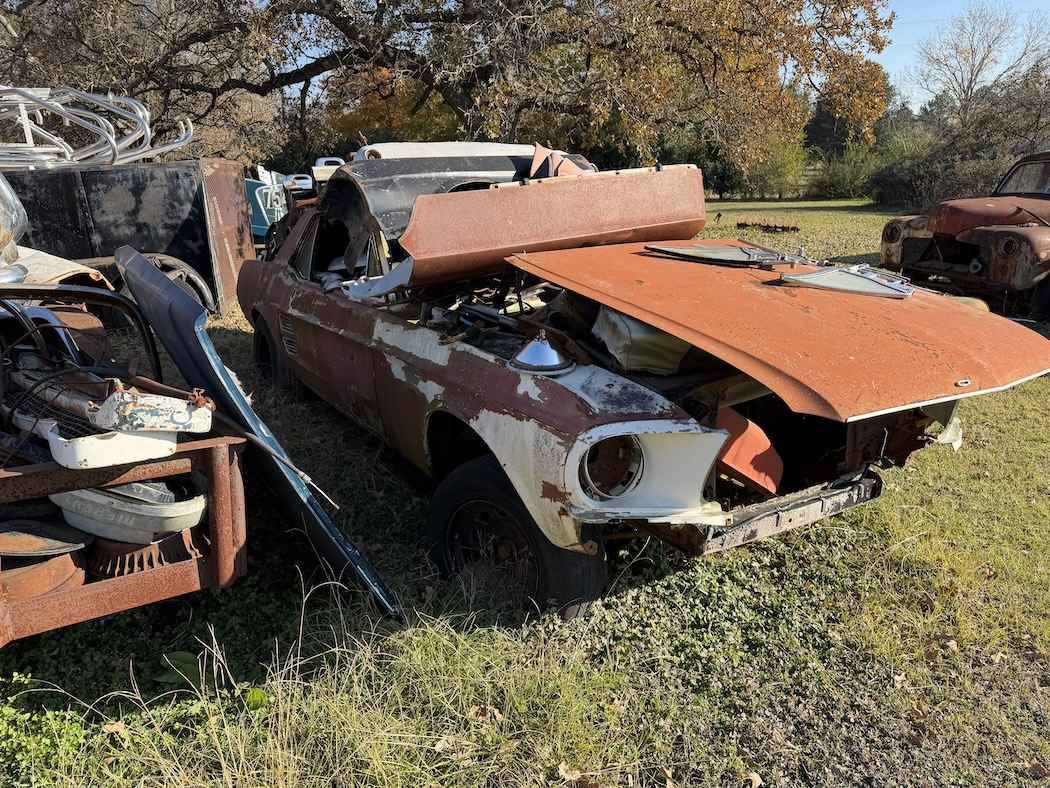 1966 Ford Mustang thumbnail 17