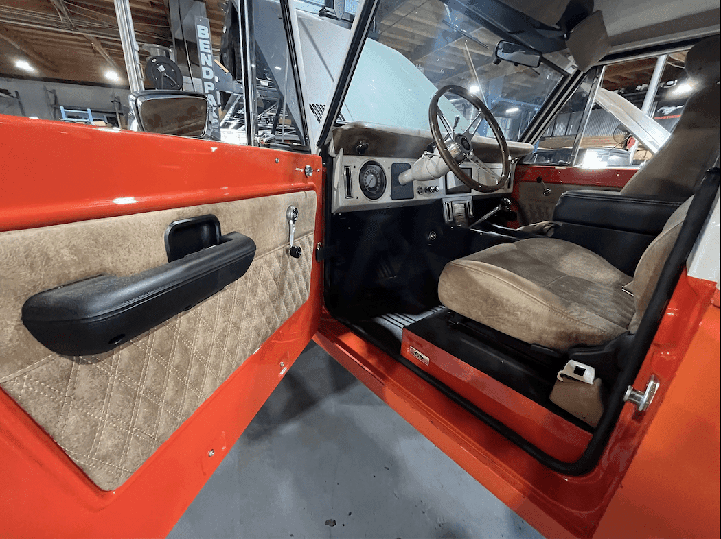 1973 Ford Bronco thumbnail 4