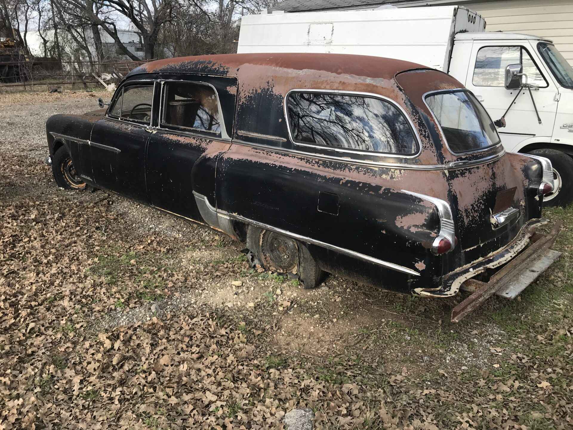 1952 Packard Hearse thumbnail 3