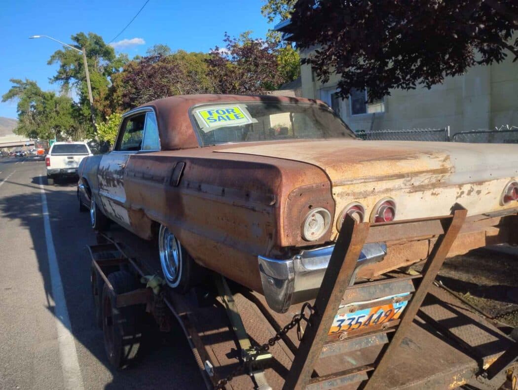 1964 Chevrolet Impala SS thumbnail 3
