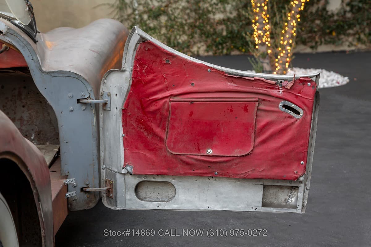 1954 Jaguar XK120 Roadster thumbnail 17