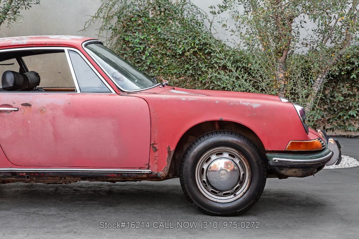 1971 Porsche 911T Coupe thumbnail 9