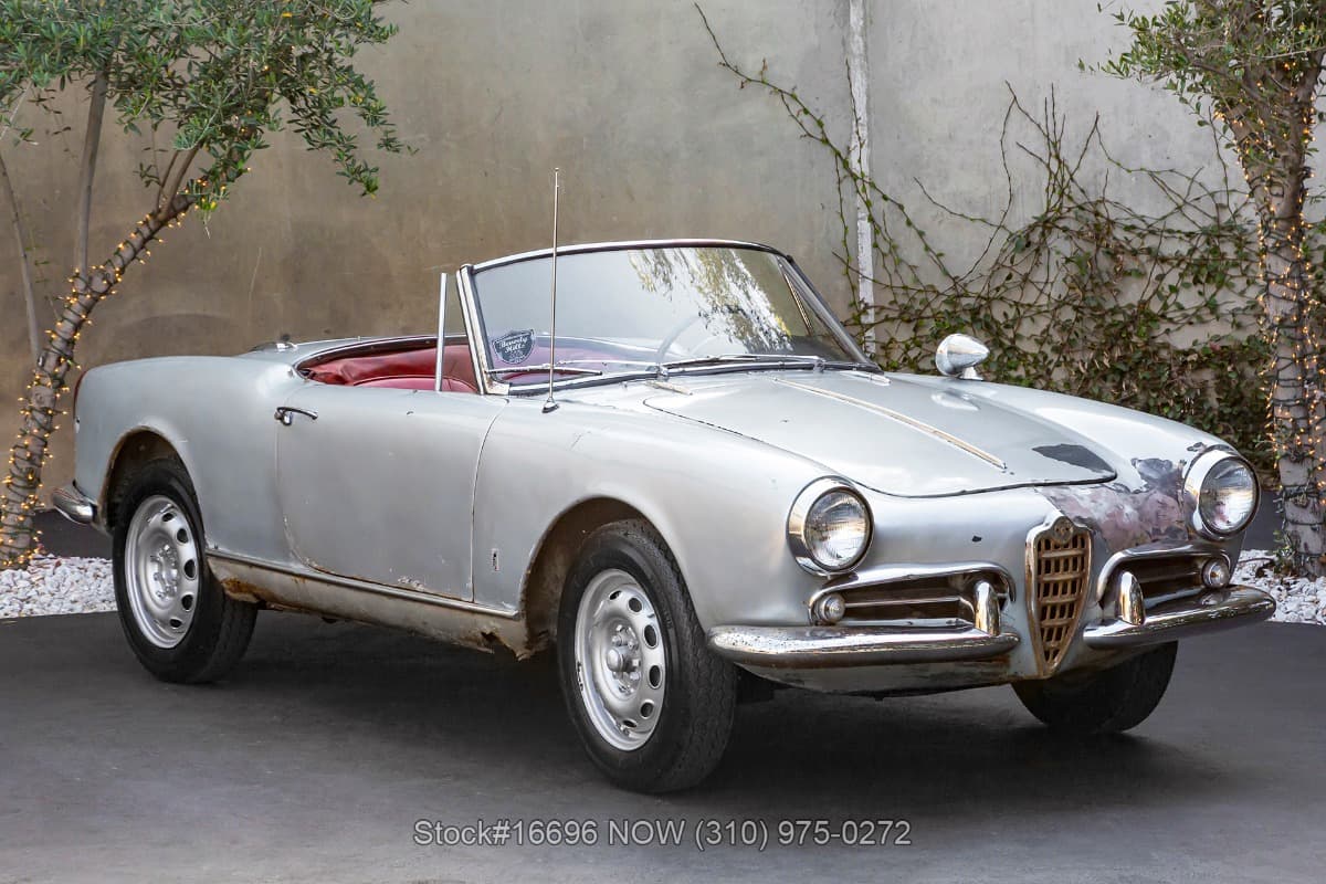 1963 Alfa Romeo Giulietta Spider β photo 1