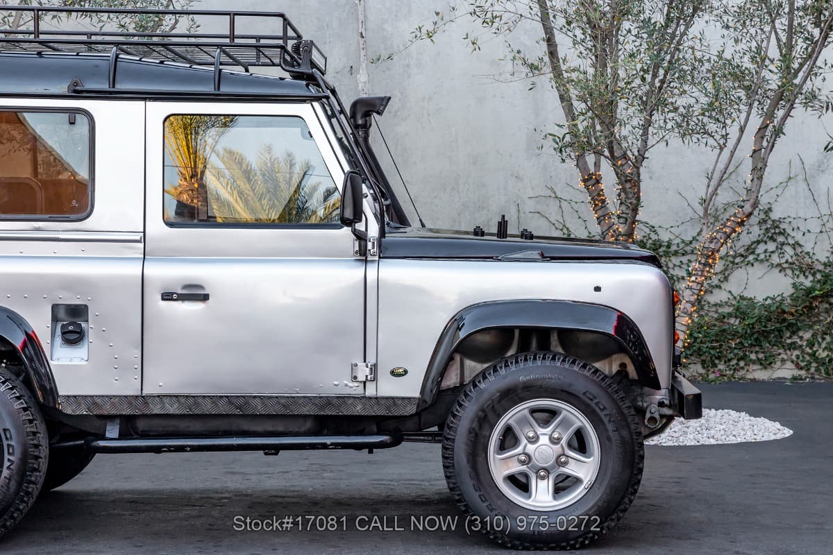 1995 Land Rover Defender 90 thumbnail 9