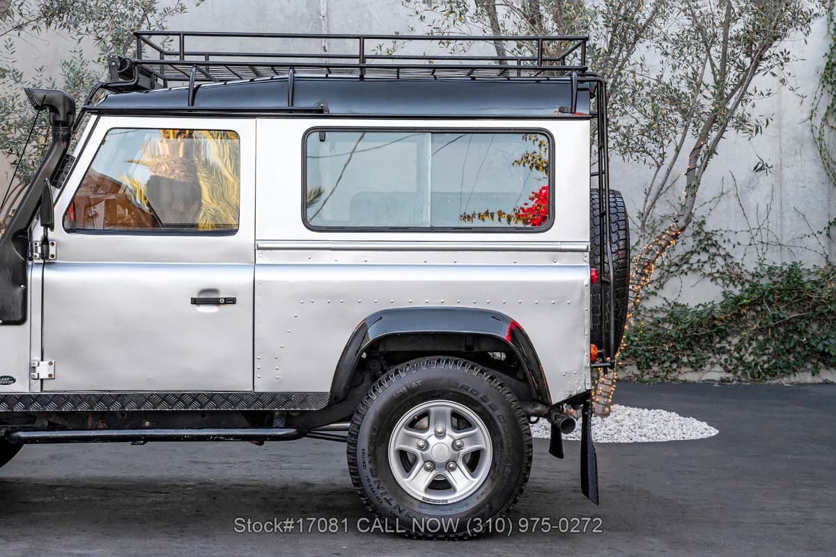 1995 Land Rover Defender 90 thumbnail 11