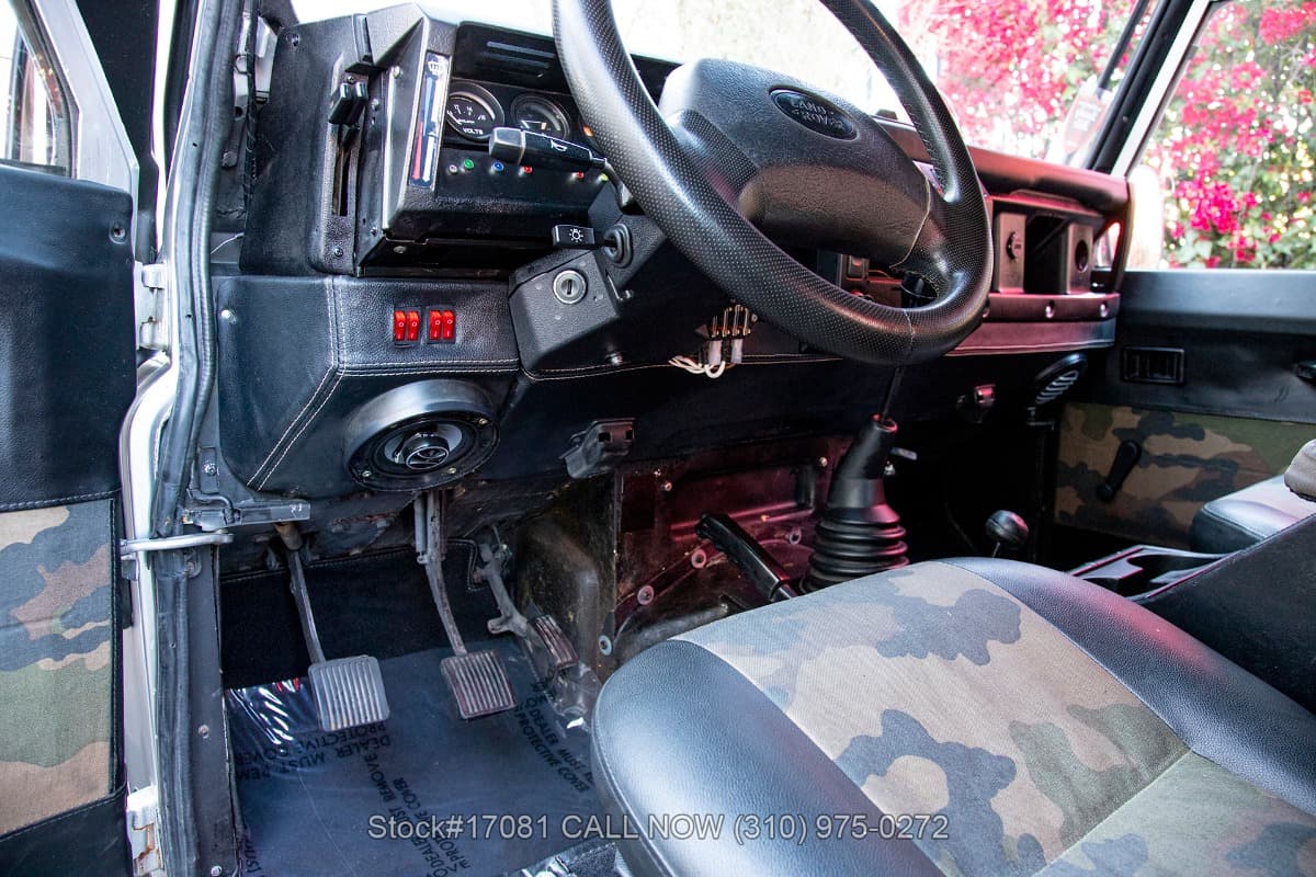 1995 Land Rover Defender 90 thumbnail 15