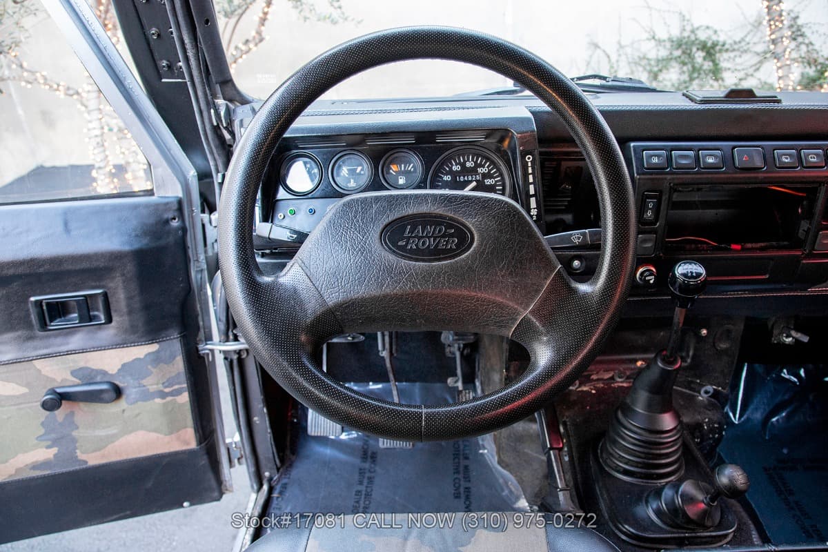 1995 Land Rover Defender 90 thumbnail 16