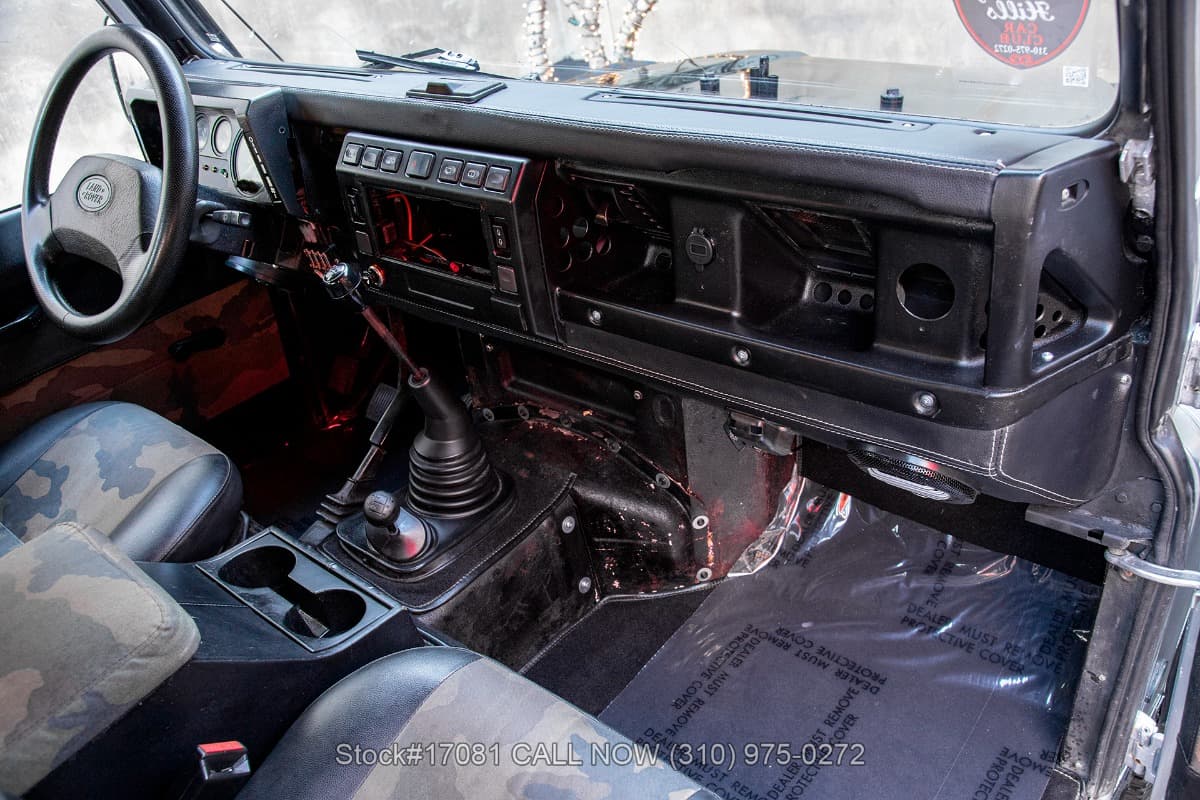 1995 Land Rover Defender 90 thumbnail 18