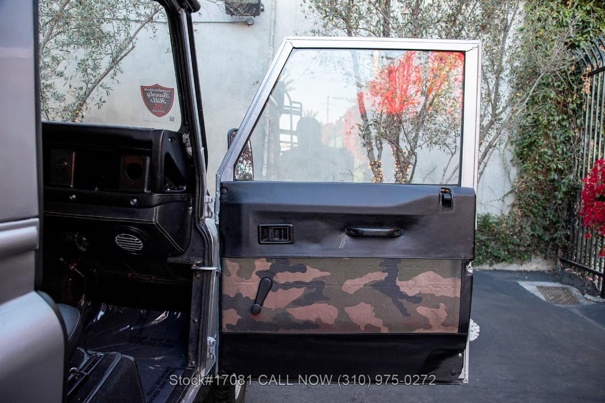 1995 Land Rover Defender 90 thumbnail 20