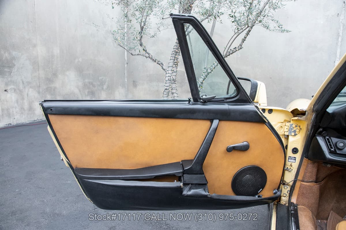 1974 Porsche 911 Targa thumbnail 14