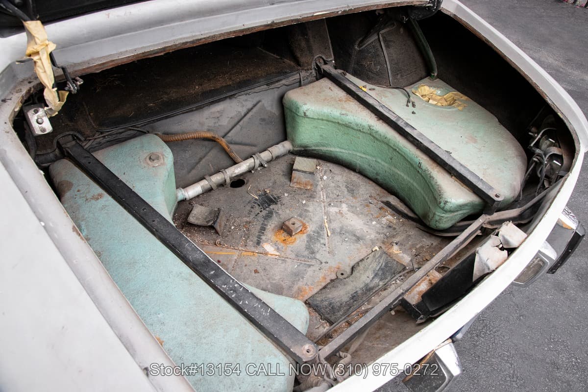 1967 Ferrari 330GTC thumbnail 21