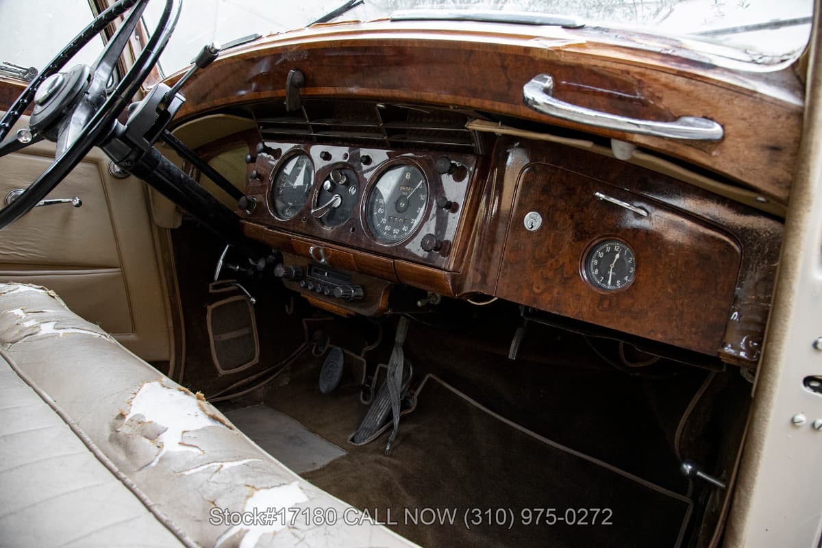 1953 Bentley R-Type Saloon Left-Hand-Drive thumbnail 18