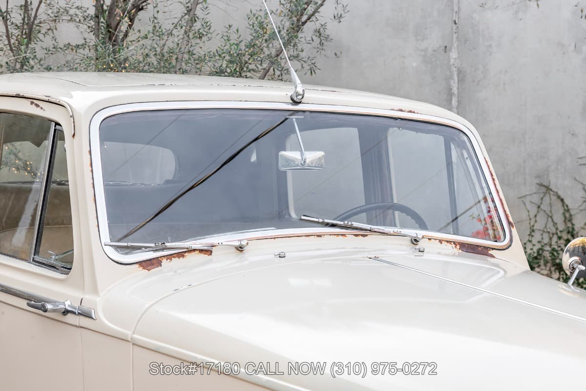 1953 Bentley R-Type Saloon Left-Hand-Drive thumbnail 6