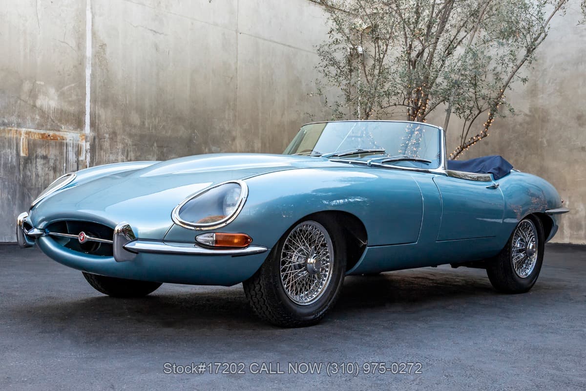 1962 Jaguar XKE Series I Flat Floor Roadster Right-Hand-Drive thumbnail 8