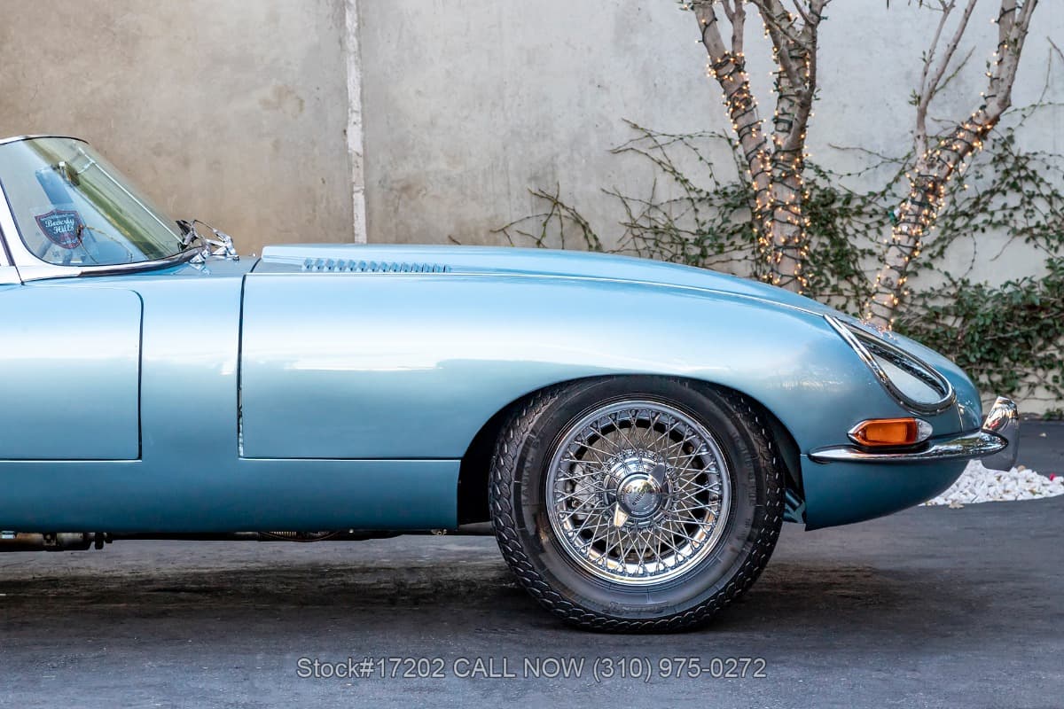 1962 Jaguar XKE Series I Flat Floor Roadster Right-Hand-Drive thumbnail 13