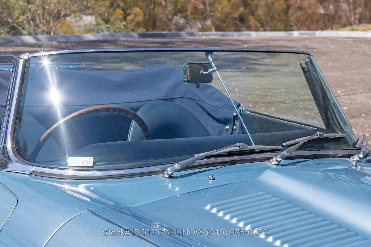 1962 Jaguar XKE Series I Flat Floor Roadster Right-Hand-Drive thumbnail 12