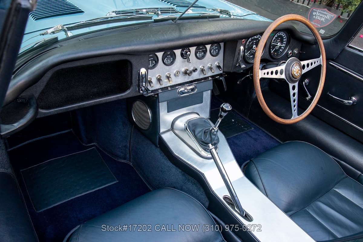 1962 Jaguar XKE Series I Flat Floor Roadster Right-Hand-Drive thumbnail 16
