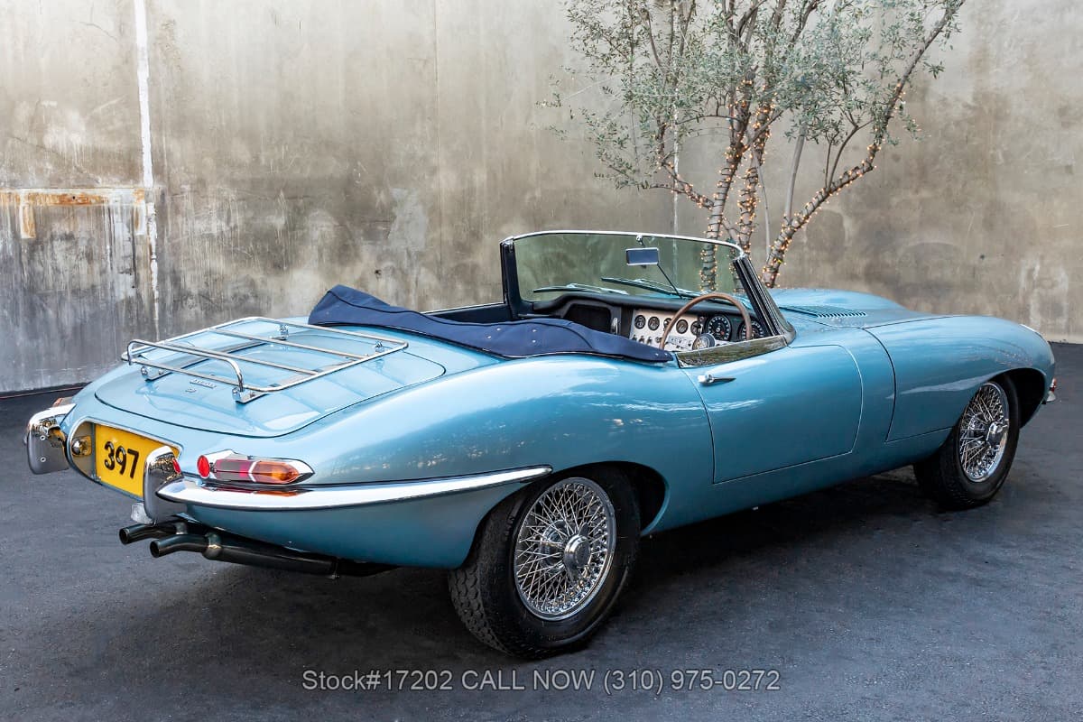 1962 Jaguar XKE Series I Flat Floor Roadster Right-Hand-Drive thumbnail 4