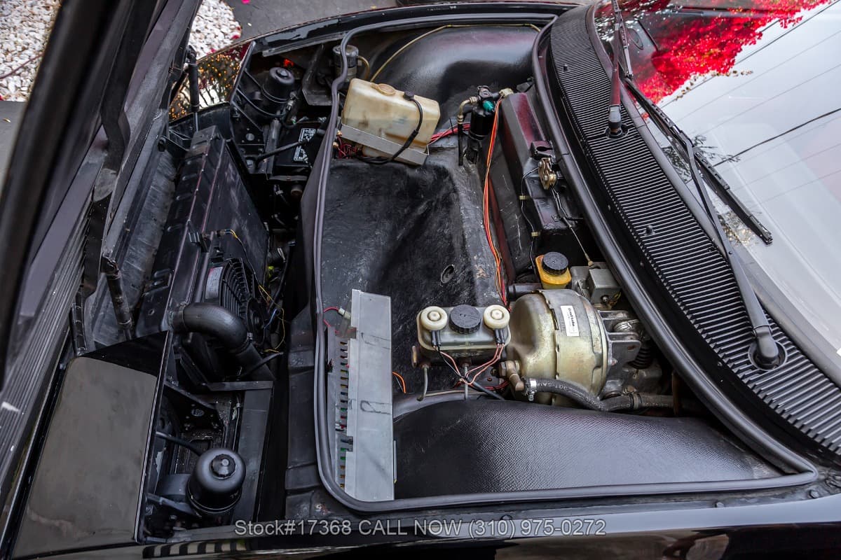 1982 Ferrari Mondial 8 thumbnail 21