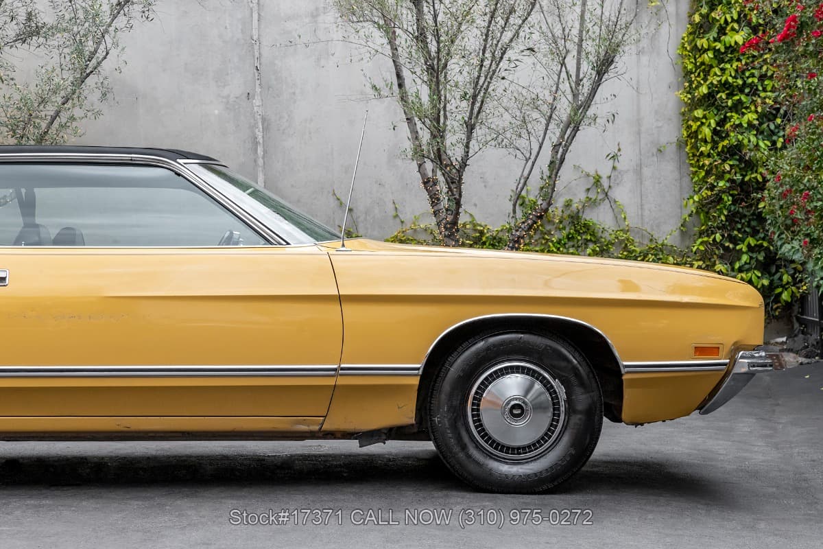 1971 Ford Galaxie 500 thumbnail 9