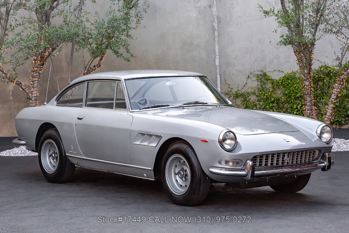 1967 Ferrari 330 GT 2+2 Series II — photo 1