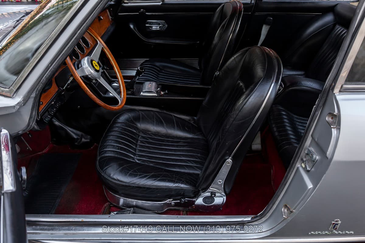 1967 Ferrari 330 GT 2+2 Series II thumbnail 10