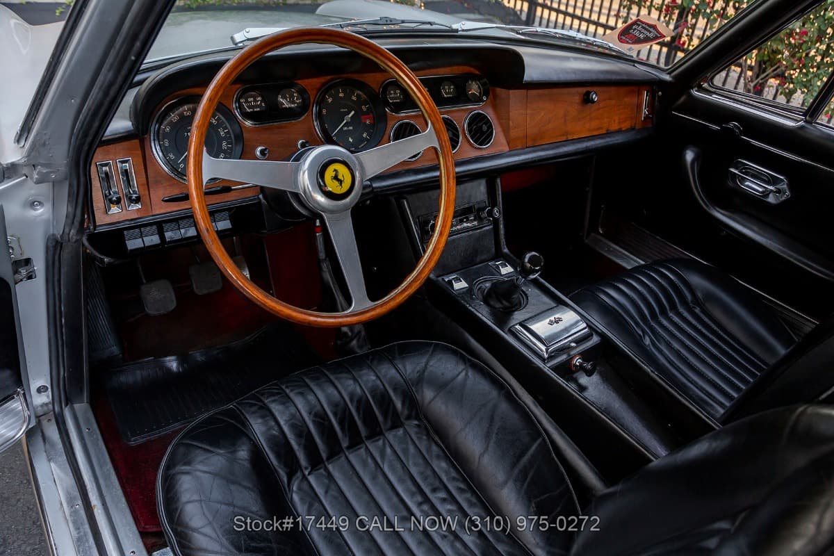 1967 Ferrari 330 GT 2+2 Series II thumbnail 12