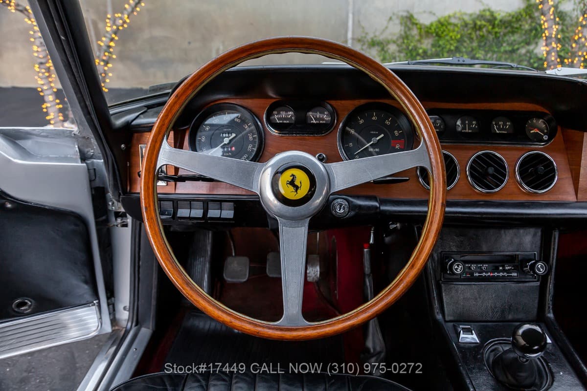 1967 Ferrari 330 GT 2+2 Series II thumbnail 13