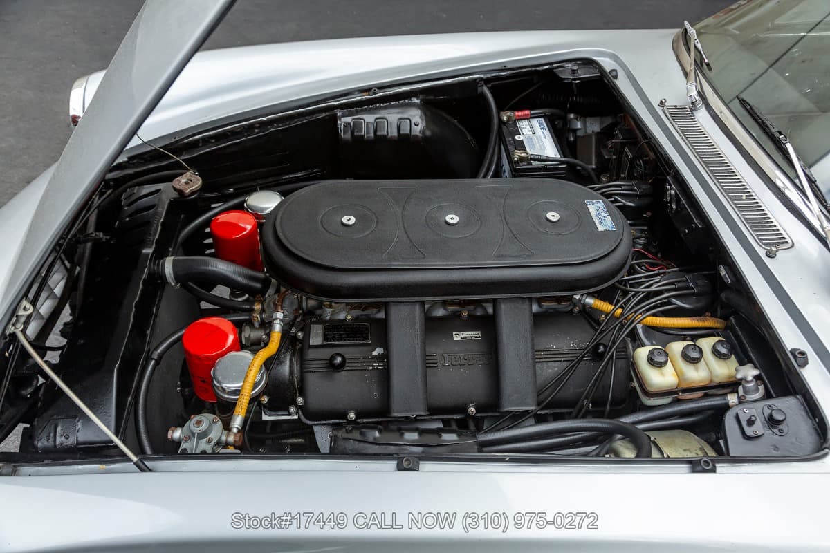 1967 Ferrari 330 GT 2+2 Series II thumbnail 21