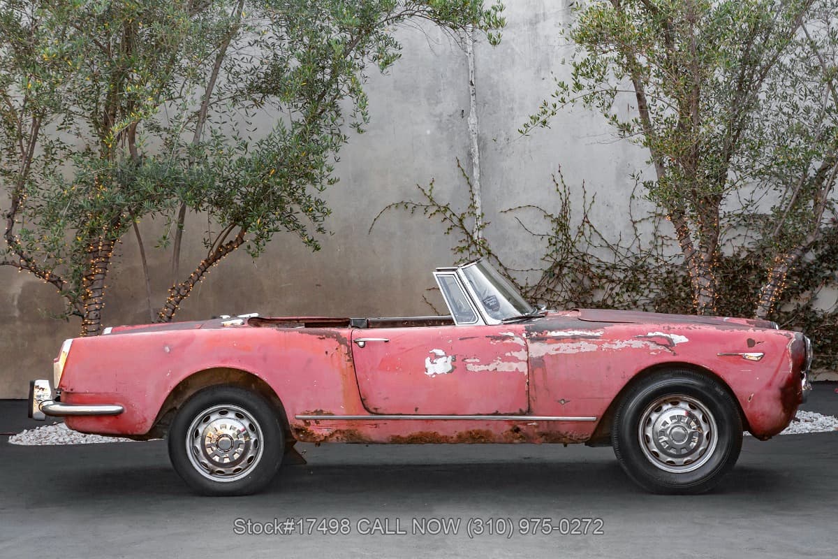 1964 Alfa Romeo 2600 Spider thumbnail 4