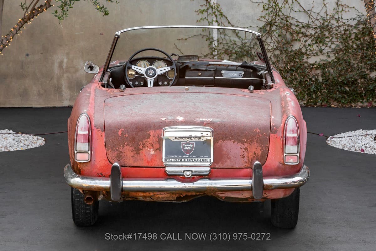 1964 Alfa Romeo 2600 Spider thumbnail 5
