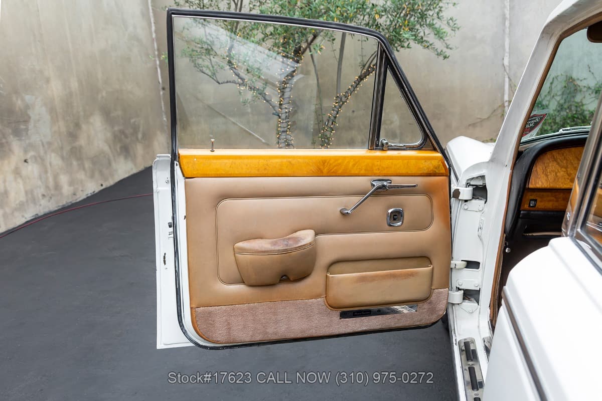 1967 Bentley T1 Right-Hand-Drive thumbnail 10