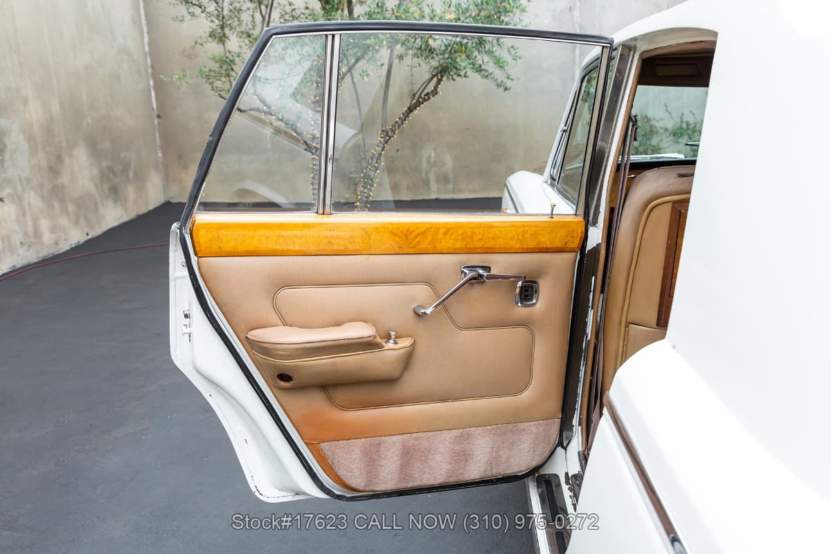 1967 Bentley T1 Right-Hand-Drive thumbnail 12