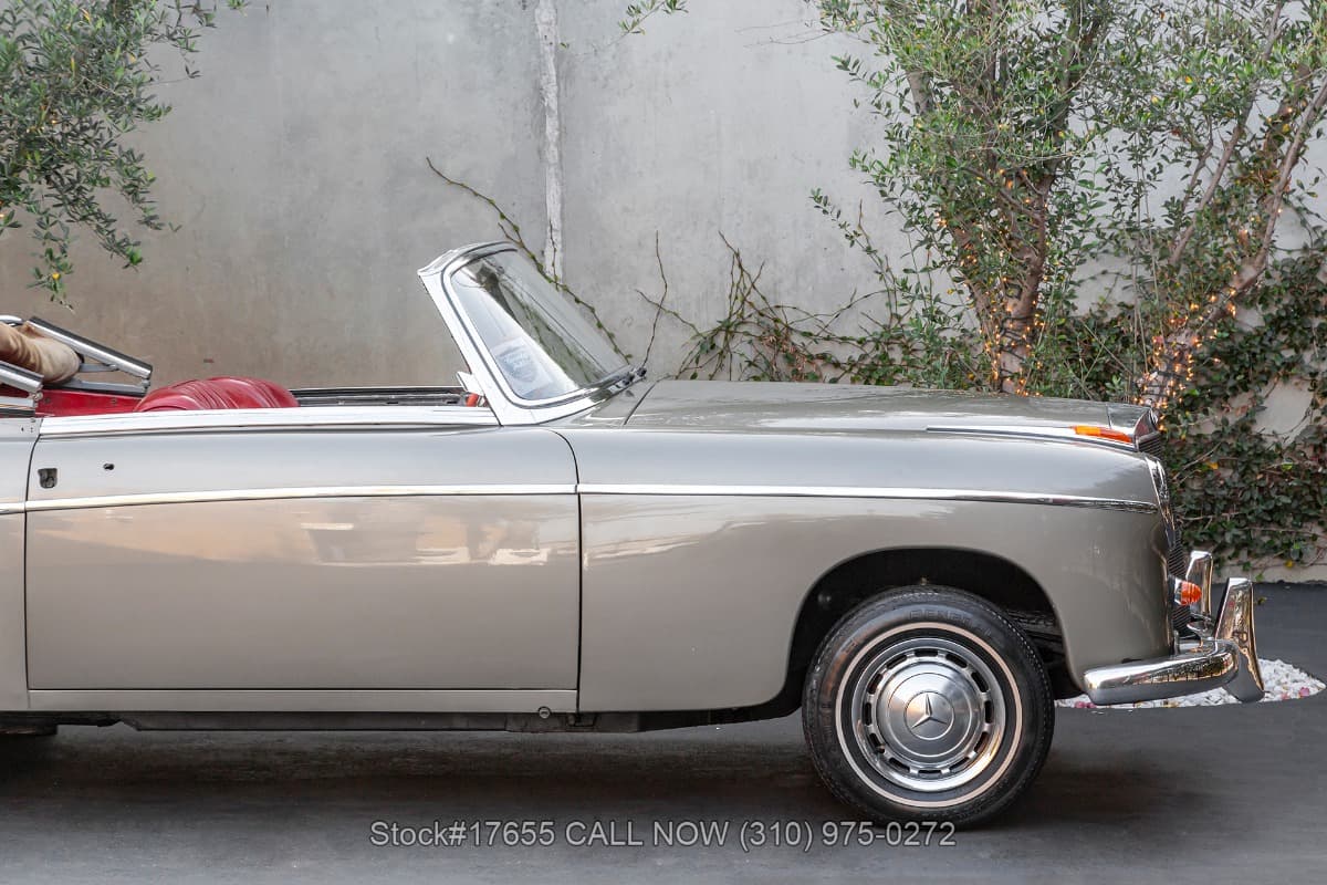 1960 Mercedes 220SE Cabriolet thumbnail 12