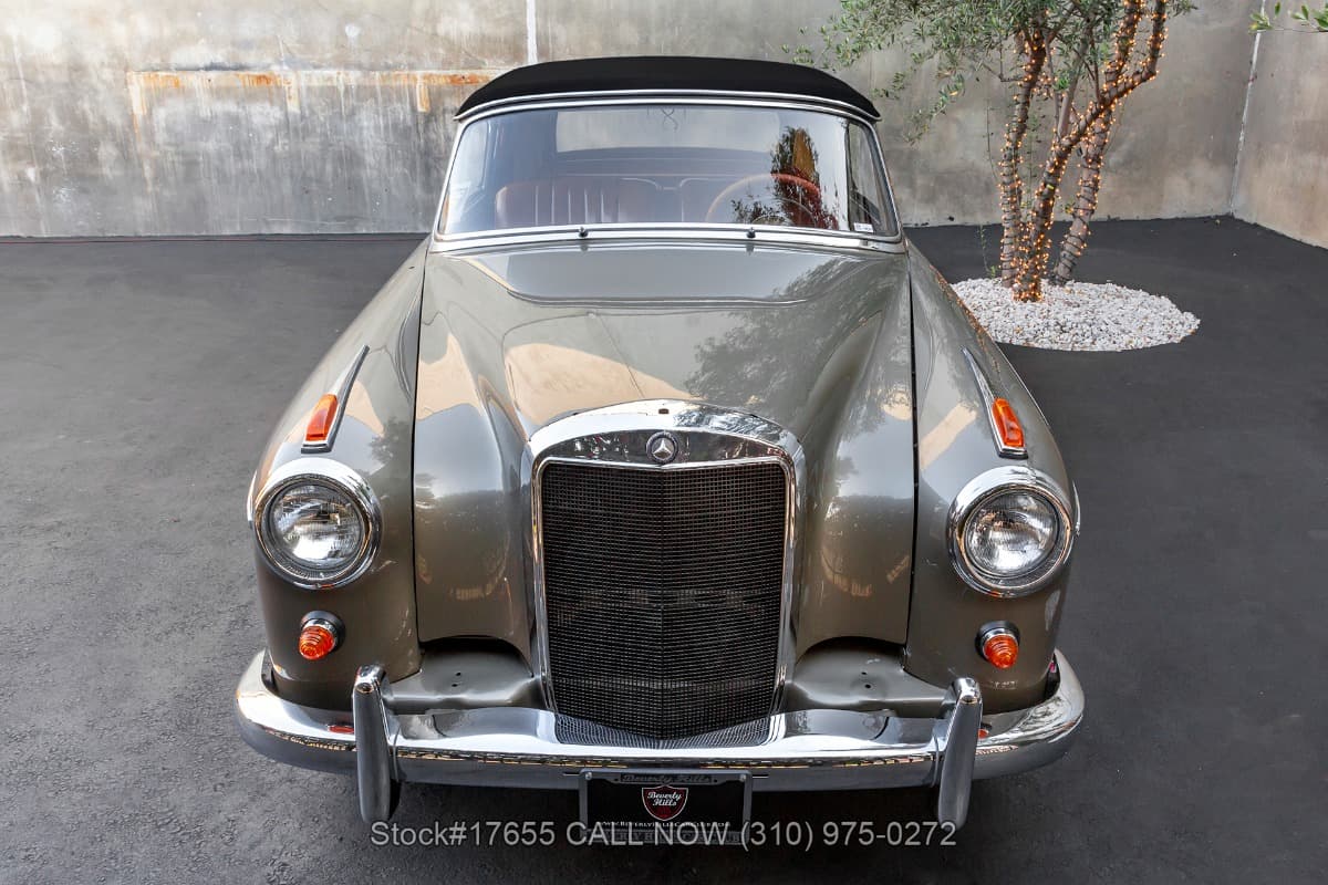 1960 Mercedes 220SE Cabriolet thumbnail 7
