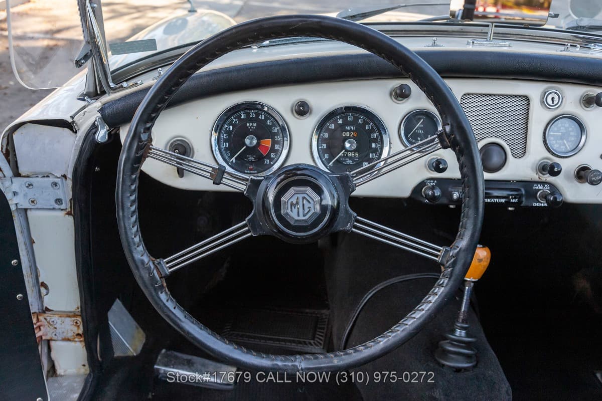 1960 MG A 1600 Roadster thumbnail 16
