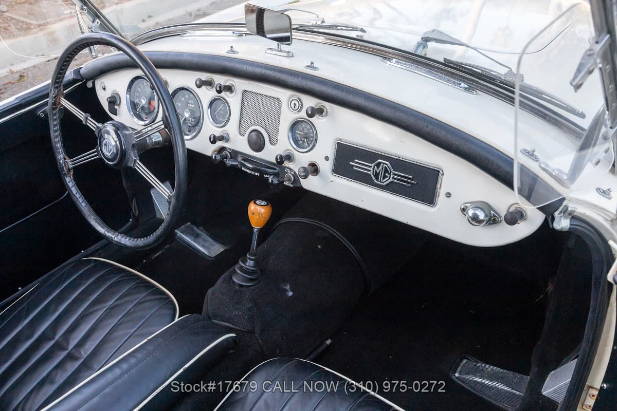 1960 MG A 1600 Roadster thumbnail 17