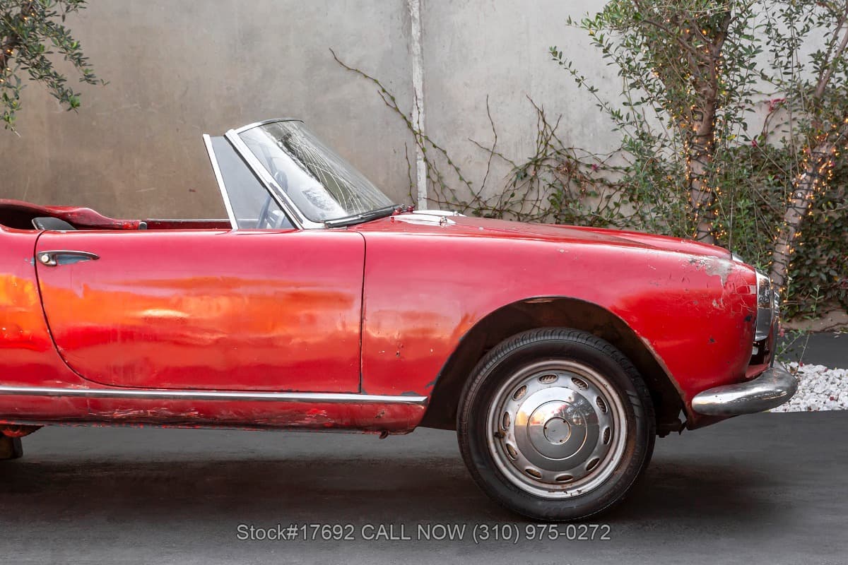 1963 Alfa Romeo Giulia 1600 Spider thumbnail 9