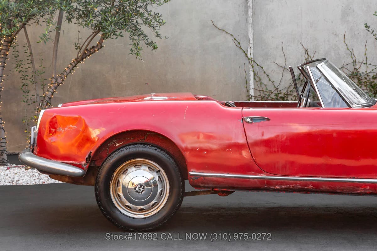 1963 Alfa Romeo Giulia 1600 Spider thumbnail 10