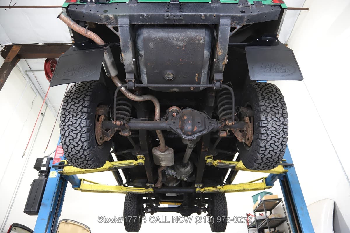 1991 Land Rover Defender 110 200TDi 5-Speed Right-Hand-Drive thumbnail 27