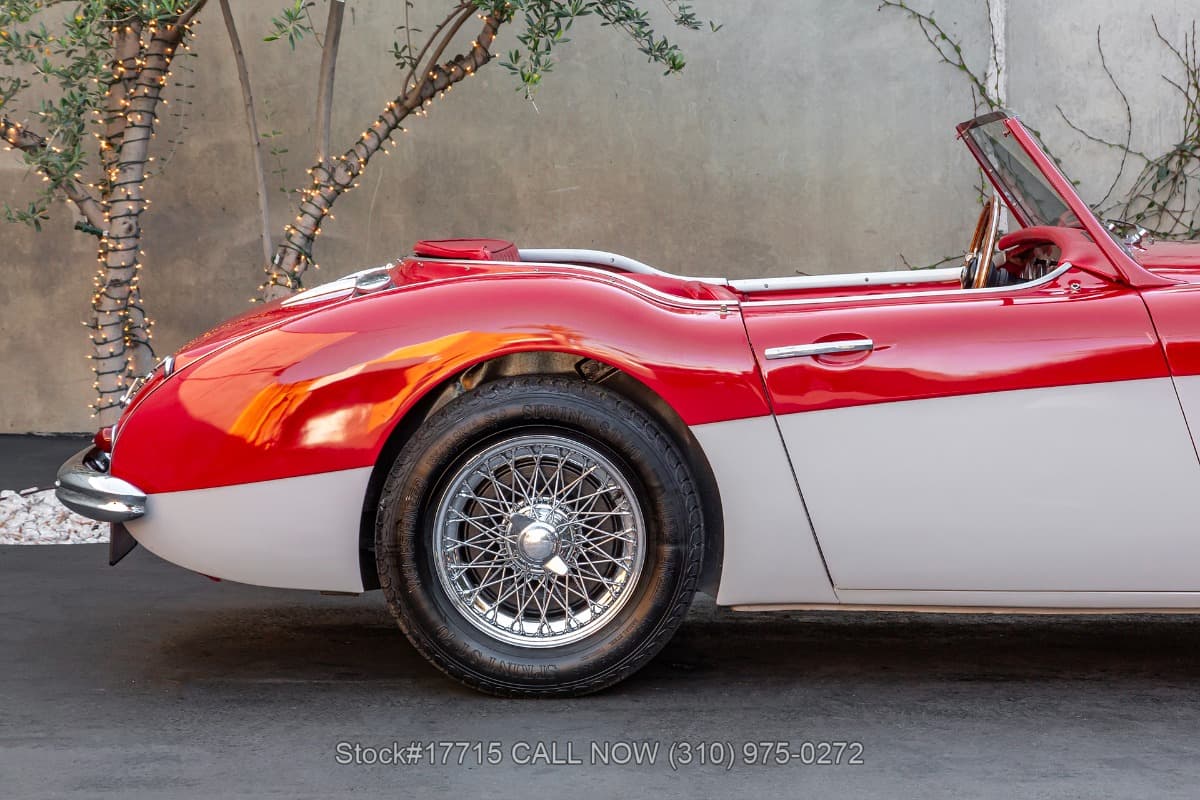 1962 Austin-Healey 3000 Tri-Carb Convertible Sports Car thumbnail 12