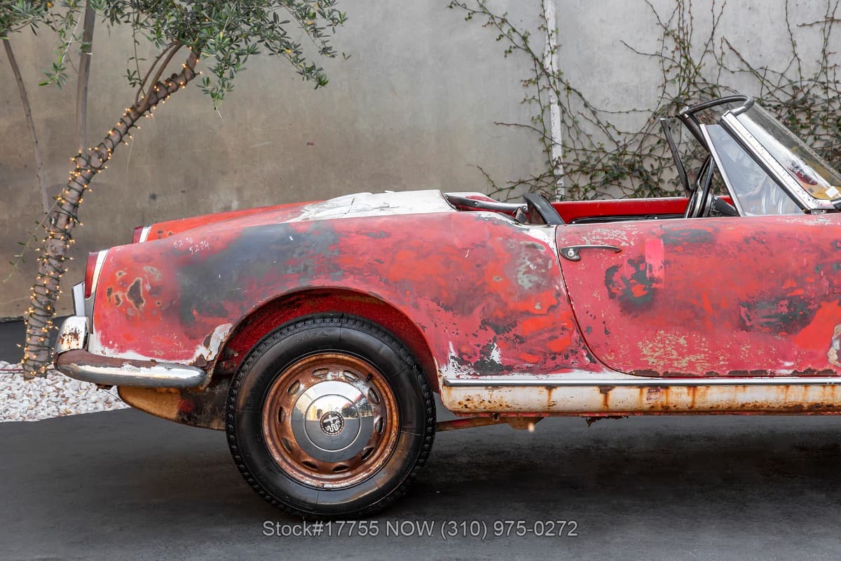 1963 Alfa Romeo Giulia 1600 Spider thumbnail 10