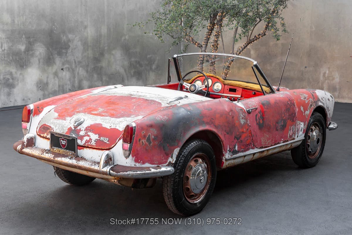1963 Alfa Romeo Giulia 1600 Spider thumbnail 5