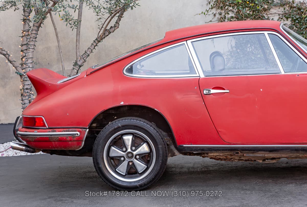 1969 Porsche 911T Coupe thumbnail 10