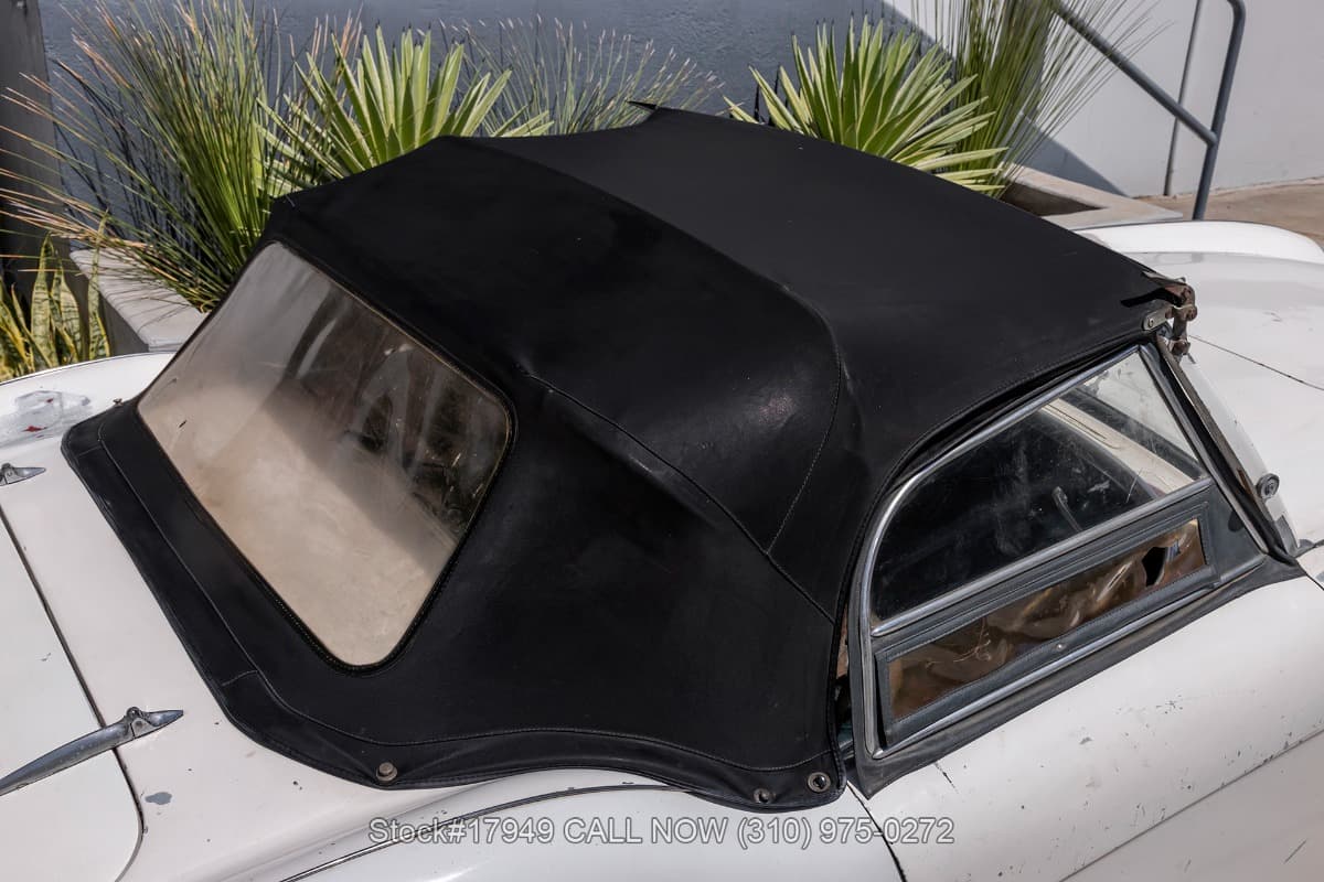 1955 Austin-Healey 100-4 Convertible Sports Car thumbnail 9