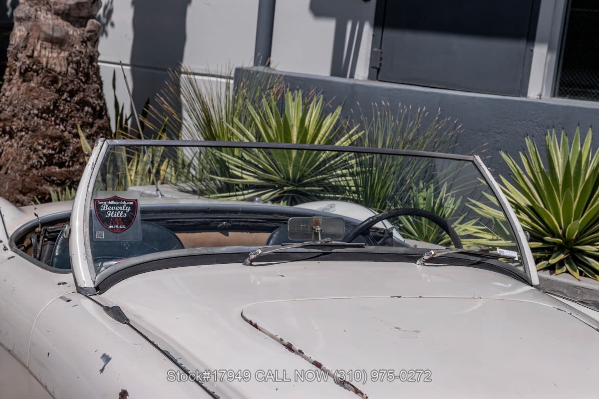 1955 Austin-Healey 100-4 Convertible Sports Car thumbnail 11
