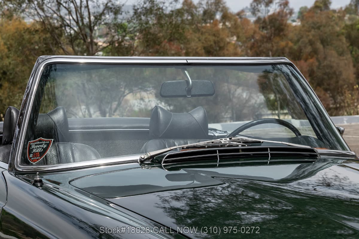 1968 Mercedes 280SL with 2 tops thumbnail 12
