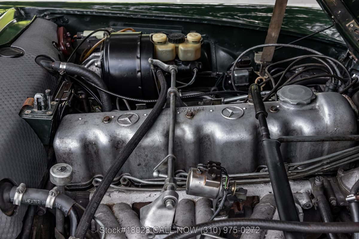 1968 Mercedes 280SL with 2 tops thumbnail 25
