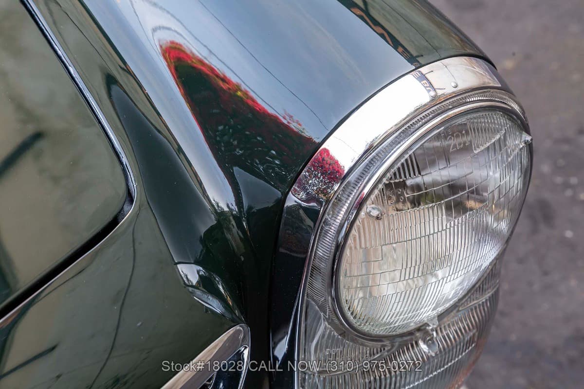 1968 Mercedes 280SL with 2 tops thumbnail 28